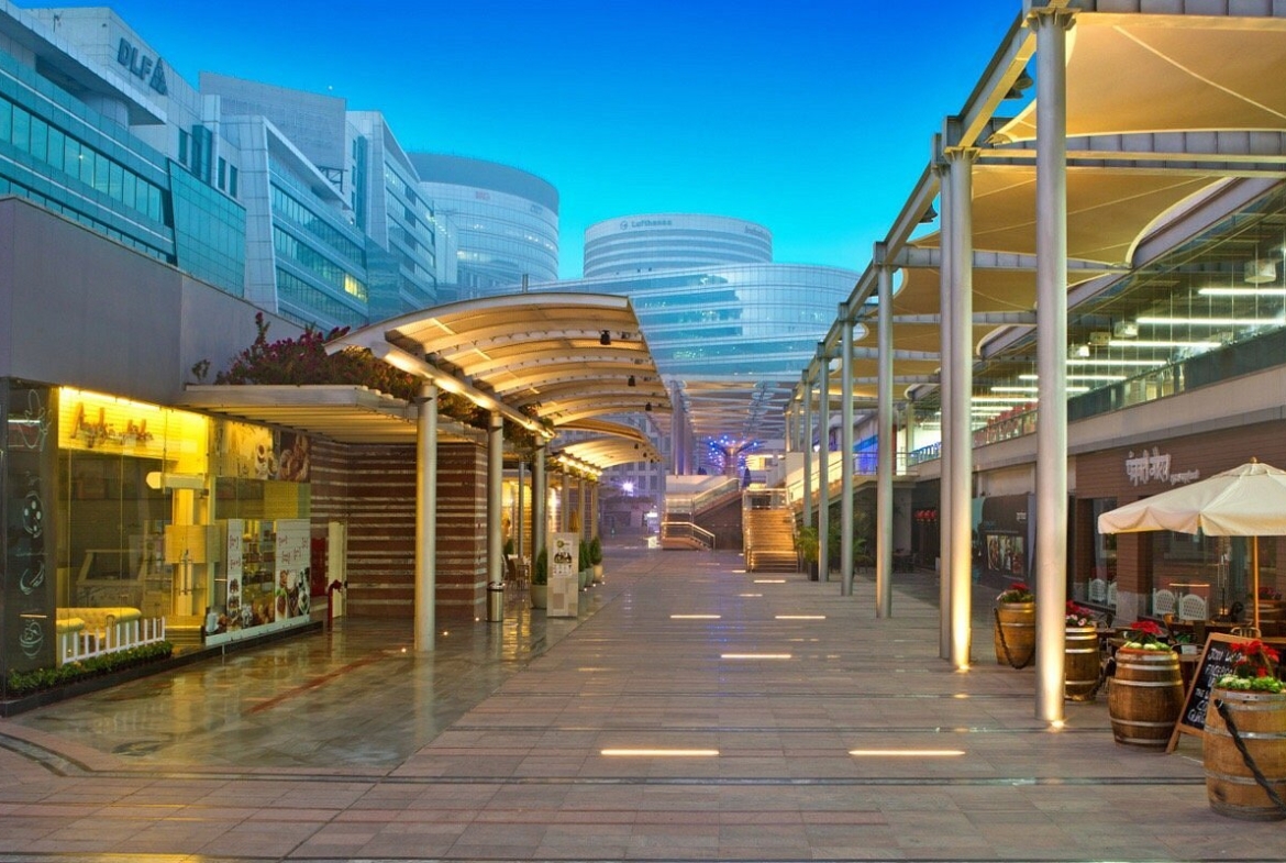DLF Cyber Hub Residences