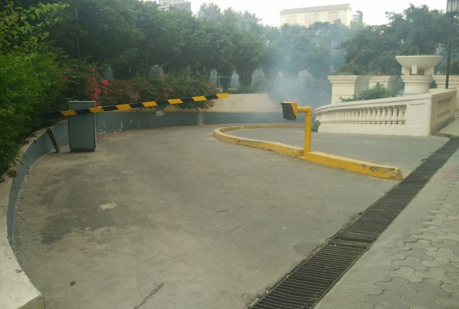 DLF Windsor Court Sector 27 Gurgaon